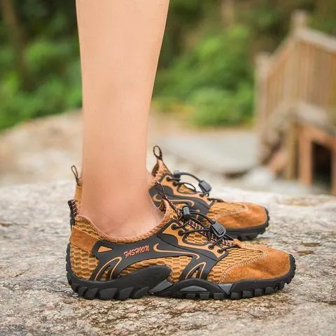 Men's Breathable Mesh Casual Light Outdoor Hiking Shoes